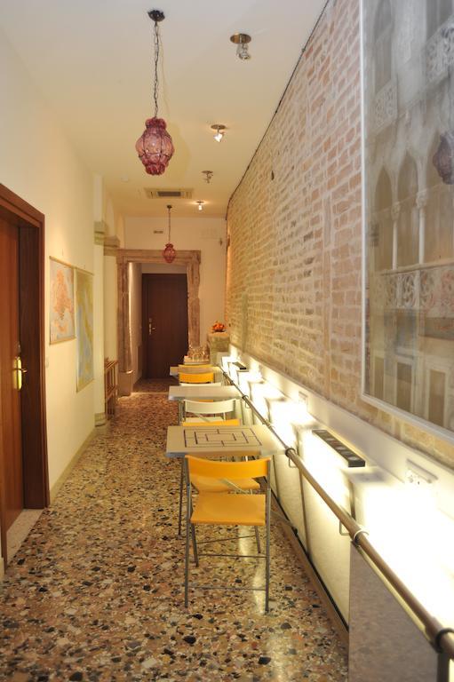 البندقية 3C B&B المظهر الخارجي الصورة